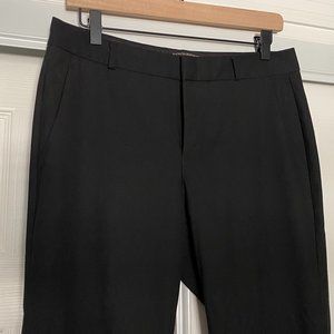Banana Republic Black Logan Curvy Fit Slacks Trousers in Size 6